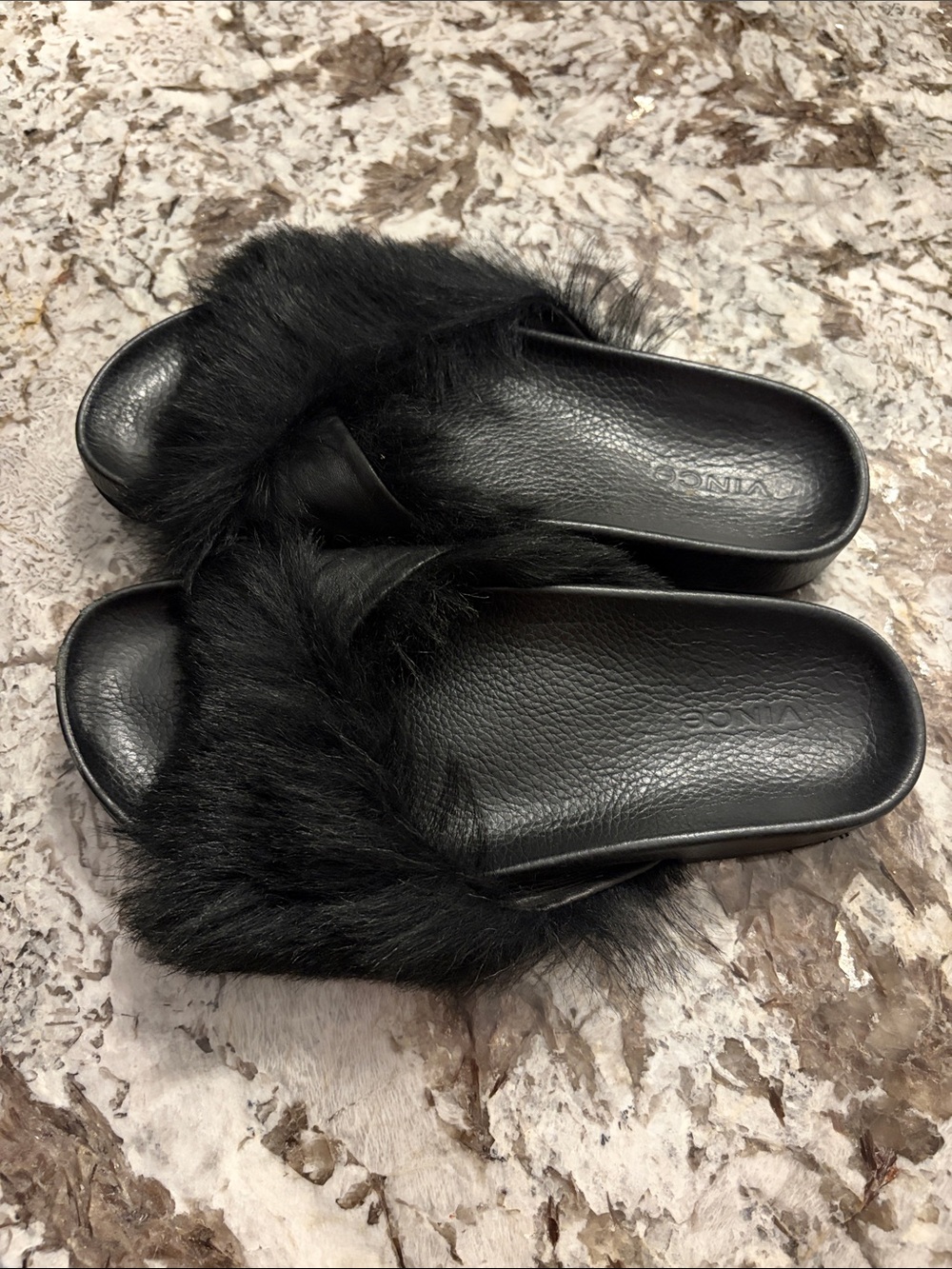 VINCE Garrison Italian Lamb Fur & Leather Slide Sandal in Black size 7